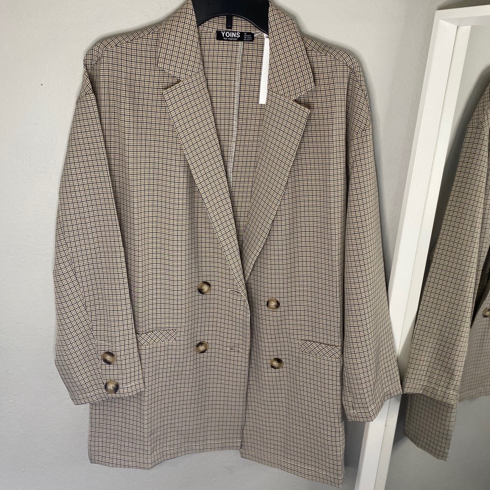 Women’s Checkered Blazer - Size Medium